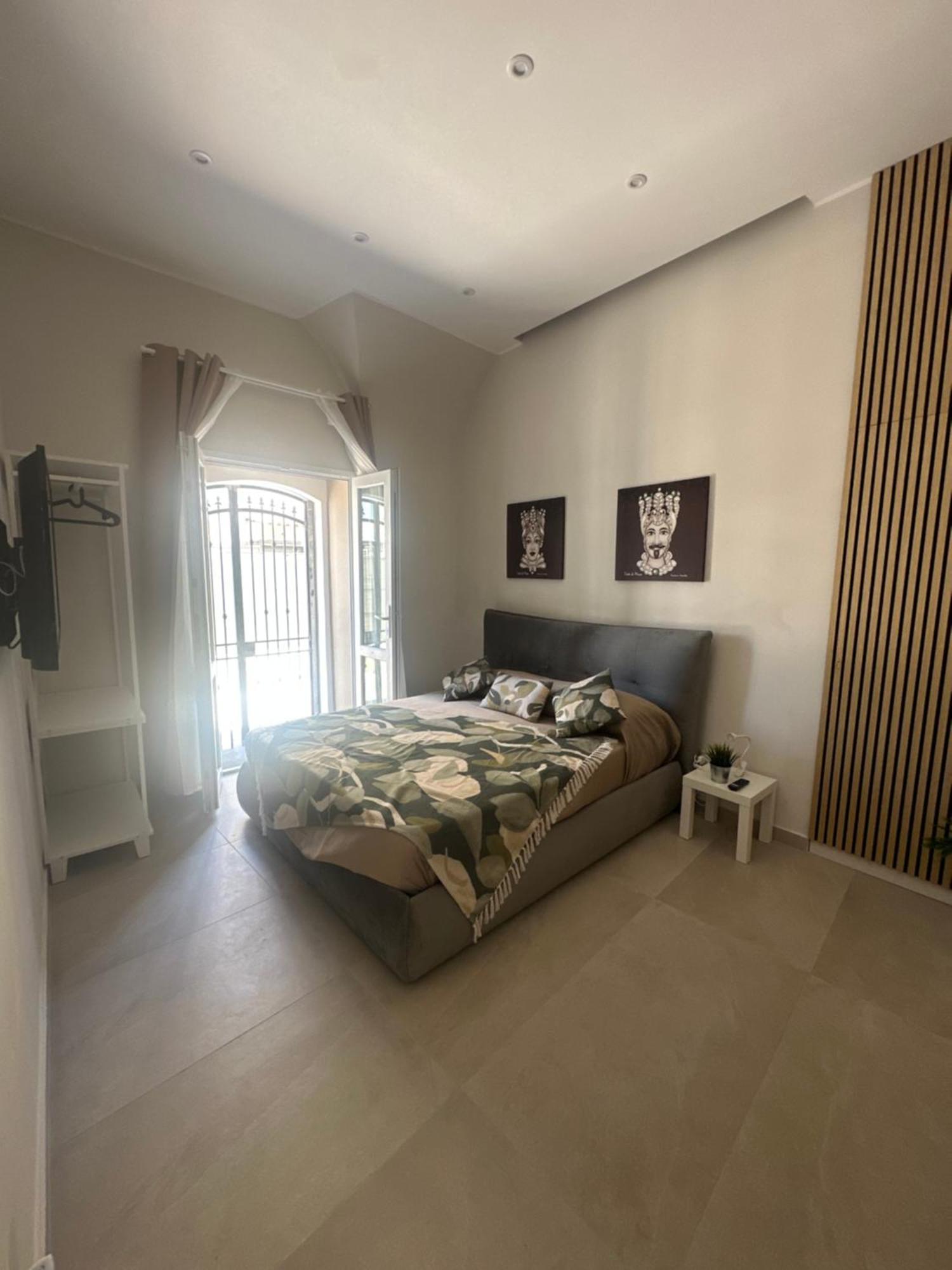 Ninas Home Airport Catania Bagian luar foto